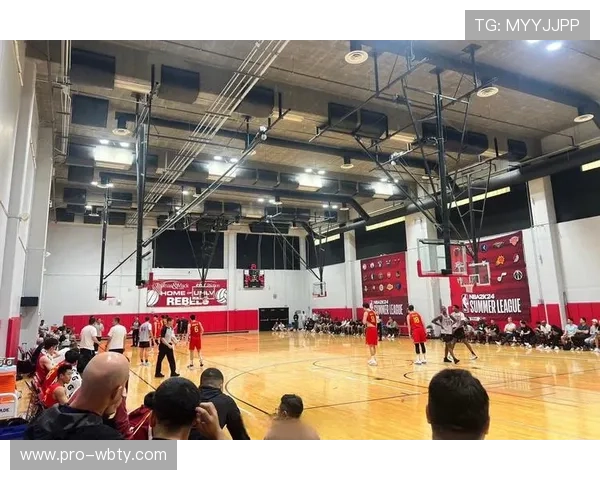 球探网篮球比分直播服务，确保你不错过每一场精彩激烈的篮球比赛